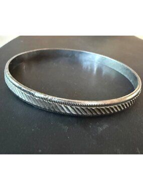 Vintage Bangle Bracelet Etched Textured Minimalist Everyday Jewelry Silver Tone